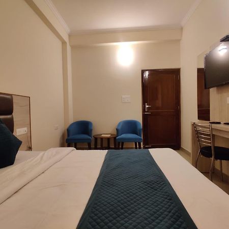 Devaaya Palace Rishīkesh Eksteriør billede