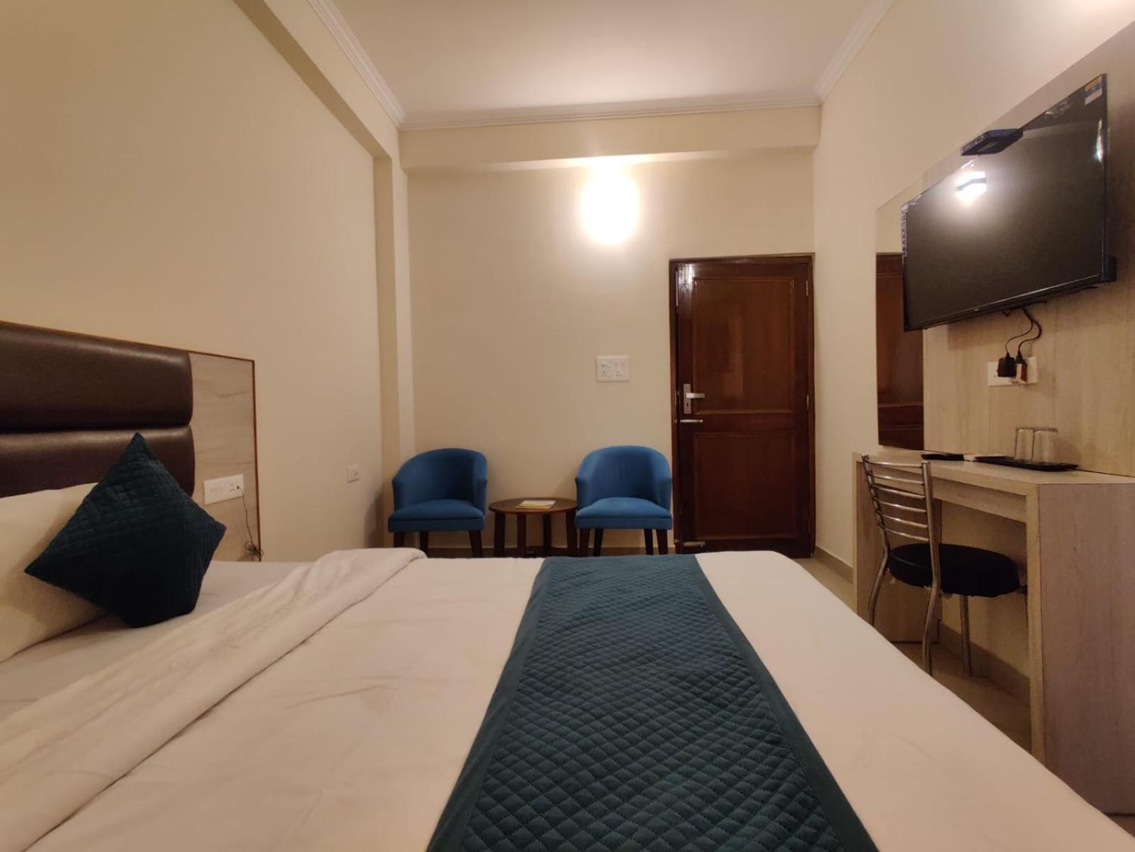 Devaaya Palace Rishīkesh Eksteriør billede